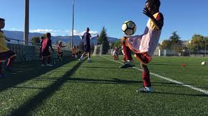 Jour de foot est un magazine télévisé sur canal+ puis canal+ sport, présentant les résumés des matchs de ligue 1. Au Coeur De L Ecole De Foot Du Servette Fc Youtube