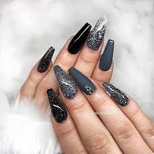 These black nails look very cool with the white french manicure line. 50 Stunning Black And White Nail Designs That Are Easy To Create In 2020