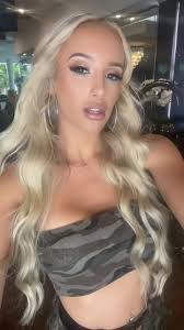 Leah Britt's Instagram, Twitter & Facebook