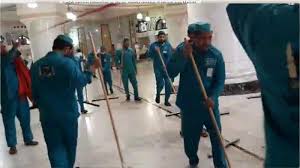 Lowongan kerja cleaning service perempuan penempatan harrom. Ribuan Petugas Ini Siap Jaga Kebersihan Masjidil Haram Demi Kenyamanan Jemaah Haji Dalam Beribadah Tribun Jakarta