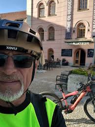 Zdravím vespolek! Jen jsem se chtěl představit a ukázat vám, jakou fotku  jsem pořídil