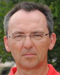 Aligning the Light Without Channel State Information for Visible Light  Communications