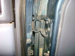 There are a variety of hitch pins including locking hitch pins, bent shaft hitch pins, those with coated handles, detent pins and pins with different shaped handles. Removing The Doors Made Easy Jeep Cherokee Forum