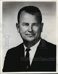 1969 Press Photo Mandrel Industries Chairman of Board Fred Stapleton in  Houston