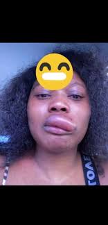 Y'all gonna leave my Lizzie alone😂😂