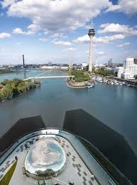 Pebble S Bar Terrace Of Hyatt Regency Dusseldorf Rhine Hotel Hyattdusseldorf Hyattdusseldorf Dusseldorf Hotel Luxury Hotel