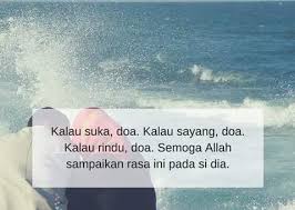 Kalau dia nampak kurang nyaman dengan gayanya, berarti dia sedang bersandiwara. Doa Itu Sangat Penting Jodoh Itu Rahsia Allah Facebook