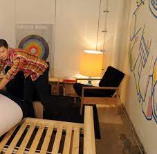 Wohnung und miete bei hartz iv. Inneneinrichtung Berliner Architekt Entwirft Hartz Iv Wohnung Welt