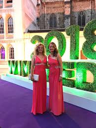 The dress worn by king in 1973 during the battle of the sexes match. Katerina Siniakova On Twitter Champions Dinner