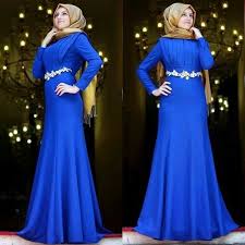 Mavi ile uyumlu renkler konusunda uzmanından fikir alabilirsiniz. Merve Gunduz Saks Rengi Tesettur Abiye Siparisi Vermek Icin Www Tesetturfirsat Com A Davetlisiniz Harika Tesettur Abiyeler Ve Geni Tasarimci Giyim Moda Giyim