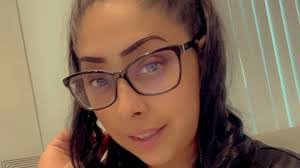 Ana Baltazar's Instagram, Twitter & Facebook