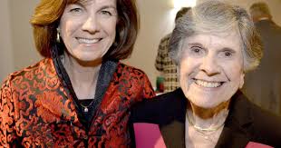 The Valley Line: Float association toasts 'Panda-Monium' in big fundraiser  before decorating begins