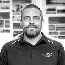 Danielle Cartledge's Instagram, Twitter & Facebook