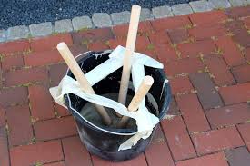 Diy Beistelltisch Hocker Aus Beton Selber Machen So Einfach Geht Es Diy Beistelltisch Beistelltisch Beistelltisch Garten