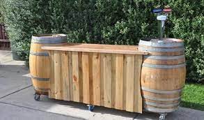 Nackt im garten zu duschen ist für viele menschen besonders ursprünglich. Wooden Planters Diy Google Search Weinfass Bar Bar Selber Bauen Gartenbar