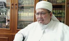 Jadi pada 27 agustus 2019, tengku zulkarnain melalui akun twitternya berkicau soal situasi indonesia terkait wacana pemerintah memindahkan ibukota negara dari jakarta ke kalimantan. Ustaz Tengku Zulkarnain Anggap Nu Online Mengadu Domba Antar Pengurus Mui Update Berita Riau Terkini
