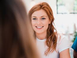 Erfolg im Job: Mit etwas Prahlerei und Mut zur Stärke nach oben