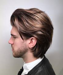 Coiffure Mi Longue Texturee Reflets Beiges Coupe De Cheveux Homme Coupe Cheveux Homme Coiffure Mi Long Coupe De Cheveux