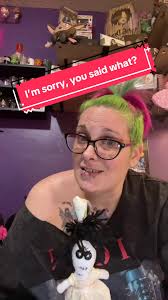 DAY FOUR SFX MAKEUP ON THE MEDIUM HUMAN! W/ @cha0tic.c0splays666 #imth...