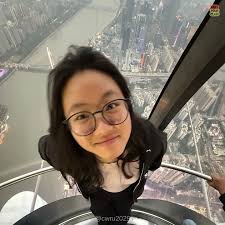 HI EVERYONE my names Kiera, I'm from san jose, ca, and I'm fully committed  to case! I love music (my favorite artists rn are laufey, grentperez, and  alexander 23, but pls still