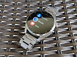 Huawei Watch 3 Pro, the master of ...