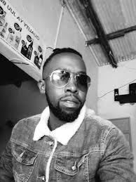 Kibwezi– Kitui Road. The Kibwezi–Kitui highway is widely regarded as one of  the best roads in Kenya today. Spanning 192 kilometers, the road was  upgraded to bitumen standard between 2018 and 2021,