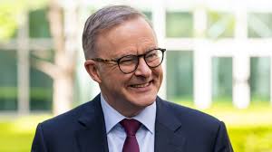 ABC contributor Paul Bongiorno slams Voice No campaigner Warren Mundine's  suicide revelations as 'blatant politics'