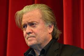 Steve Bannon divide la stampa liberale. Il New Yorker lo banna ma  l'Economist...