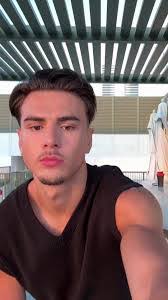 Anthony Eckstein's Instagram, Twitter & Facebook