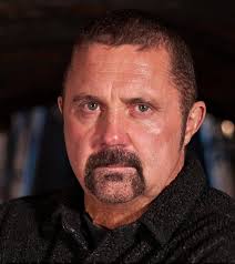 As a professional stunt performer, kane has probably died in place of other actors, though i don't know any specific ed gein: Ofdb Filmographie Von Kane Hodder