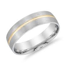 Anneau Brosse En Or Blanc 14 Carats Avec Incrustation D Or Jaune Poli 14 Carats Blue Nile Mens Wedding Bands White Gold Mens Silver Wedding Bands Metal Wedding Bands