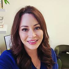 skinsationmedicalaesthetics ✨ Ready to glow like you mean it? ✨ Meet the  Diamond Glow Facial Treatment by our most talented @skinlover.laci 💎✨  DiamondGlow isn't just another facial—it's a triple threat: it exfoliates,