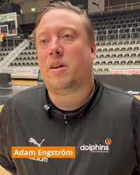 LANDSLAGSSTJÄRNAN TILL DOLPHINS! 🔥 Nick. Spires. Välkommen till Norrköping  Dolphins. ➡️ Läs mer: https://www.dolphins.se/article/k9uval60d-37cjd/view  #förNorrköping