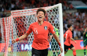 1875년 창단된 블랙번 로버스는 세계 최초의 공식대회인 영국 fa컵 대회 창설 17년 후인 1888년, 현재 전세계적으로 채택하고 있는 홈 앤드 어웨이의 리그전 방식으로 처음으로 경기를 치룬 풋볼. í™©ì˜ì¡° ê²°ìŠ¹ê³¨ ë¡œ ëŒ€í•œë¯¼êµ­ í˜¸ì£¼ì— 1ëŒ€ 0 ìŠ¹ë¦¬ ì¡°ì„ ì¼ë³´