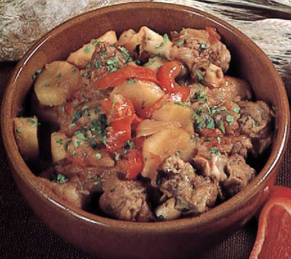 Caldeirada de Cabrito - Receitas e Menus ©