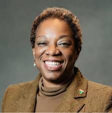 Fabulous night connecting with former classmates, chatting with current  students and thrilled to have the opportunity to interview Dhruv Khullar  and Lisa Sanders.