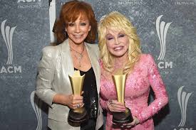 Reba McEntire Claps Back at Dolly Parton AI Photos