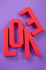 Typografie als deko im raum ist super h bsch und modern. 3d Love Schriftzug Basteln Mit Papier Kostenlose Vorlage Papershape