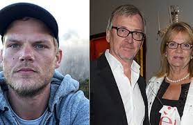Since 1971, anki has been on the scene as a successful actress in sweden. Aviciis Mamma Om Sorgen Och Saknaden Stoppa Pressarna Kandisar Kandisnytt Hant Extra Se Hor Noje