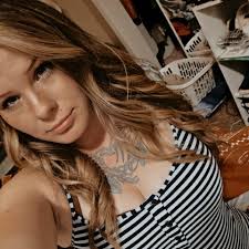 What is the reason for the siren sounding in Mt Shasta?