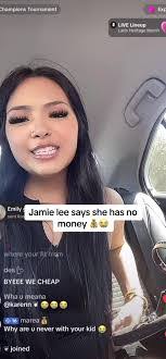 Jamie Faulkner's Instagram, Twitter & Facebook