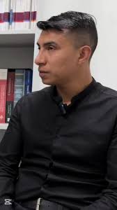 Sosteniendo a Otros: Retos del Trabajo Social en el Derecho