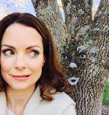 Jeannie Carlson's Instagram, Twitter & Facebook