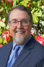 Candidates across the political spectrum run for two Skagit County  Commissioner seats