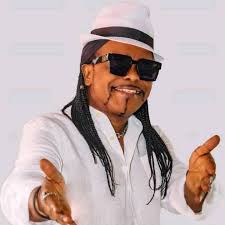 Jerry Demua was a super talented highlife musician from Ogoniland. He had  hit tracks such as A1. Kere Maalo Na-Kpe A2. Aare-ke A3. Ekene Dili Chukwu  B1. Ikwue Abee B2. Gua's special