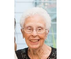 Donna Tague's Instagram, Twitter & Facebook