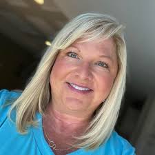 Amy Mansfield Michigan Obituary: Resident Dies after a Courageous Battle  with Cancer