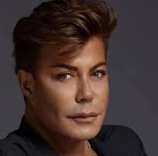 Yezdan Kayacan öldü...