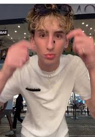 Kenny Mort Lives Nov9