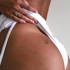 The 36 Sexiest Hip Tattoos You Need To Get In 2020 Tiny Tattoo Inc
